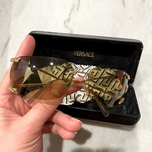 Women’s Versace Sunglasses Gold Frame Fashion